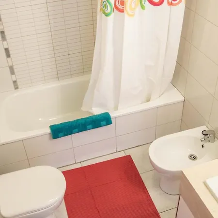 Townhouse Oasis Fanabe With 3 Bedrooms And Ac, Mir150 Адехе