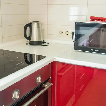 Apartman Townhouse Oasis Fanabe With 3 Bedrooms And Ac, Mir150 *
