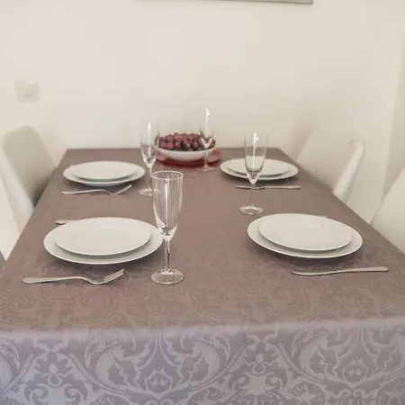 Townhouse Oasis Fanabe With 3 Bedrooms And Ac, Mir150 Апартаменты Адехе