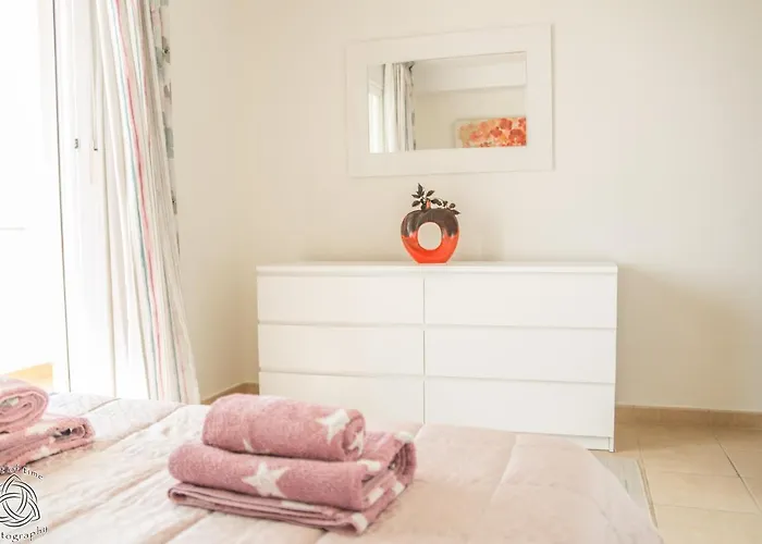 Townhouse Oasis Fanabe With 3 Bedrooms And Ac, Mir150 Appartement