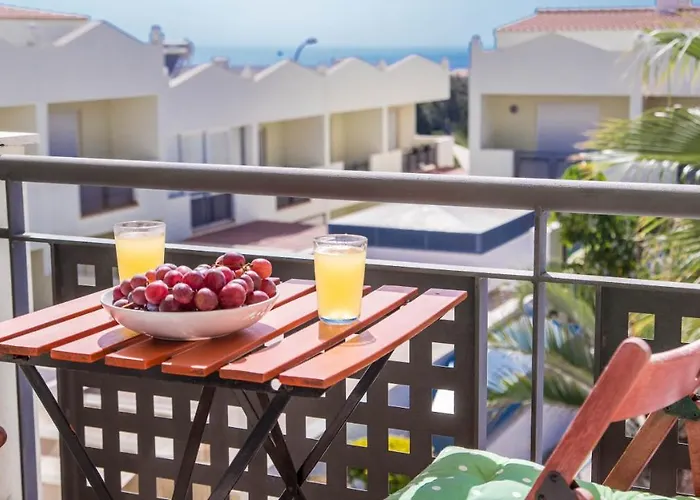 Appartement Townhouse Oasis Fanabe With 3 Bedrooms And Ac, Mir150 *